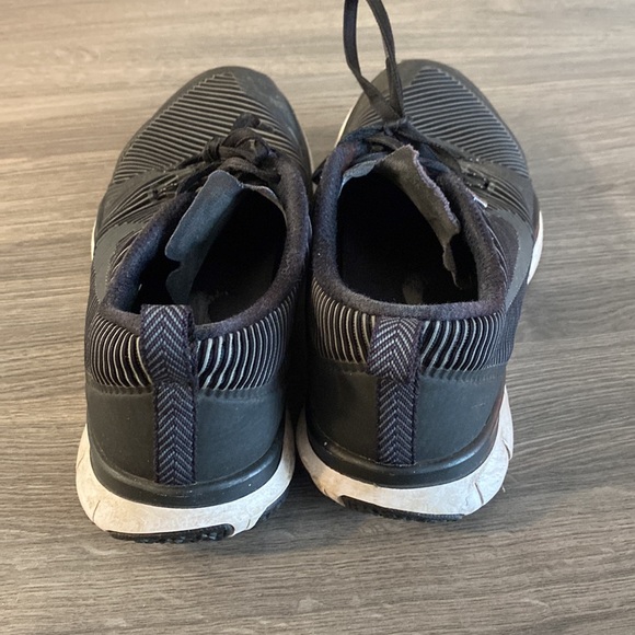 Nike Free Run Black Training Shoes - Picture 2 of 7